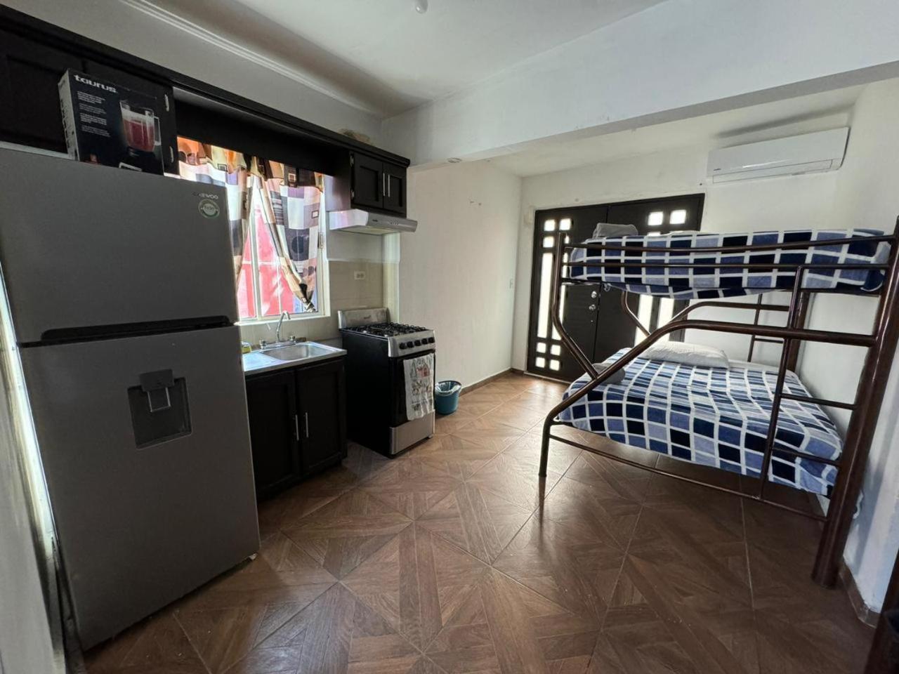 Suites Apodaca Bagian luar foto
