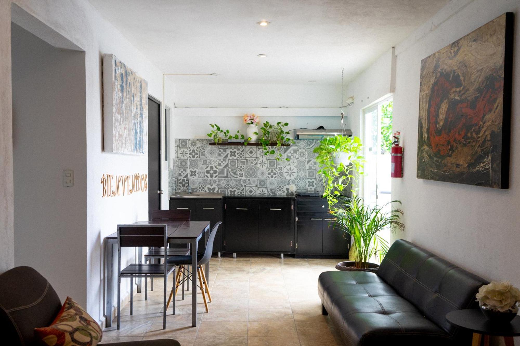 Suites Apodaca Bagian luar foto