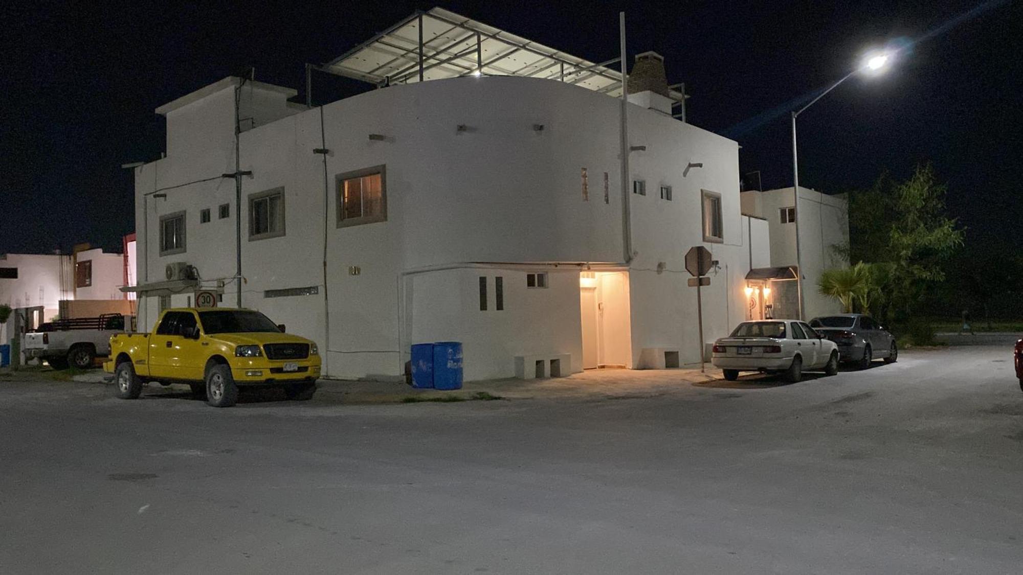 Suites Apodaca Bagian luar foto