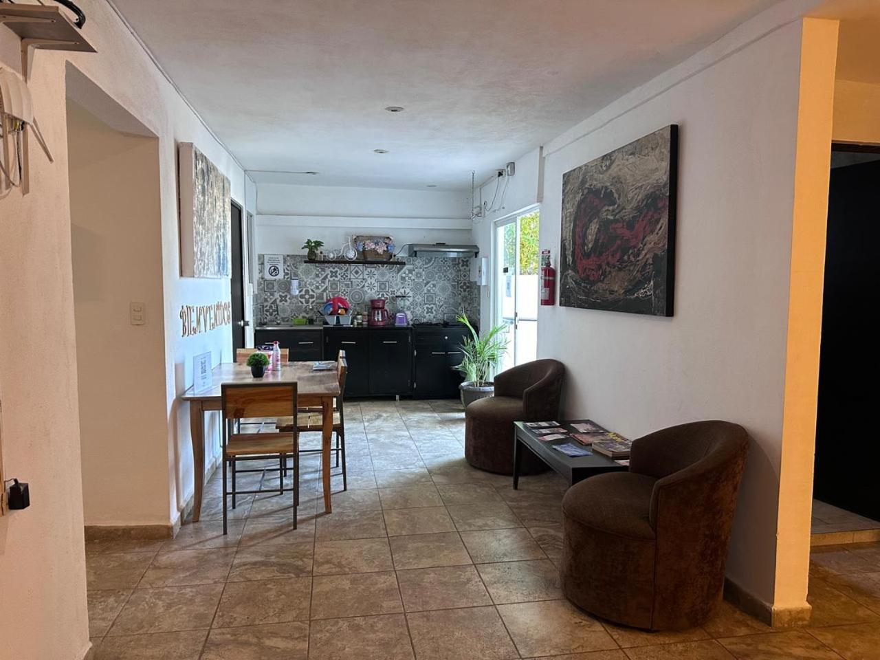 Suites Apodaca Bagian luar foto
