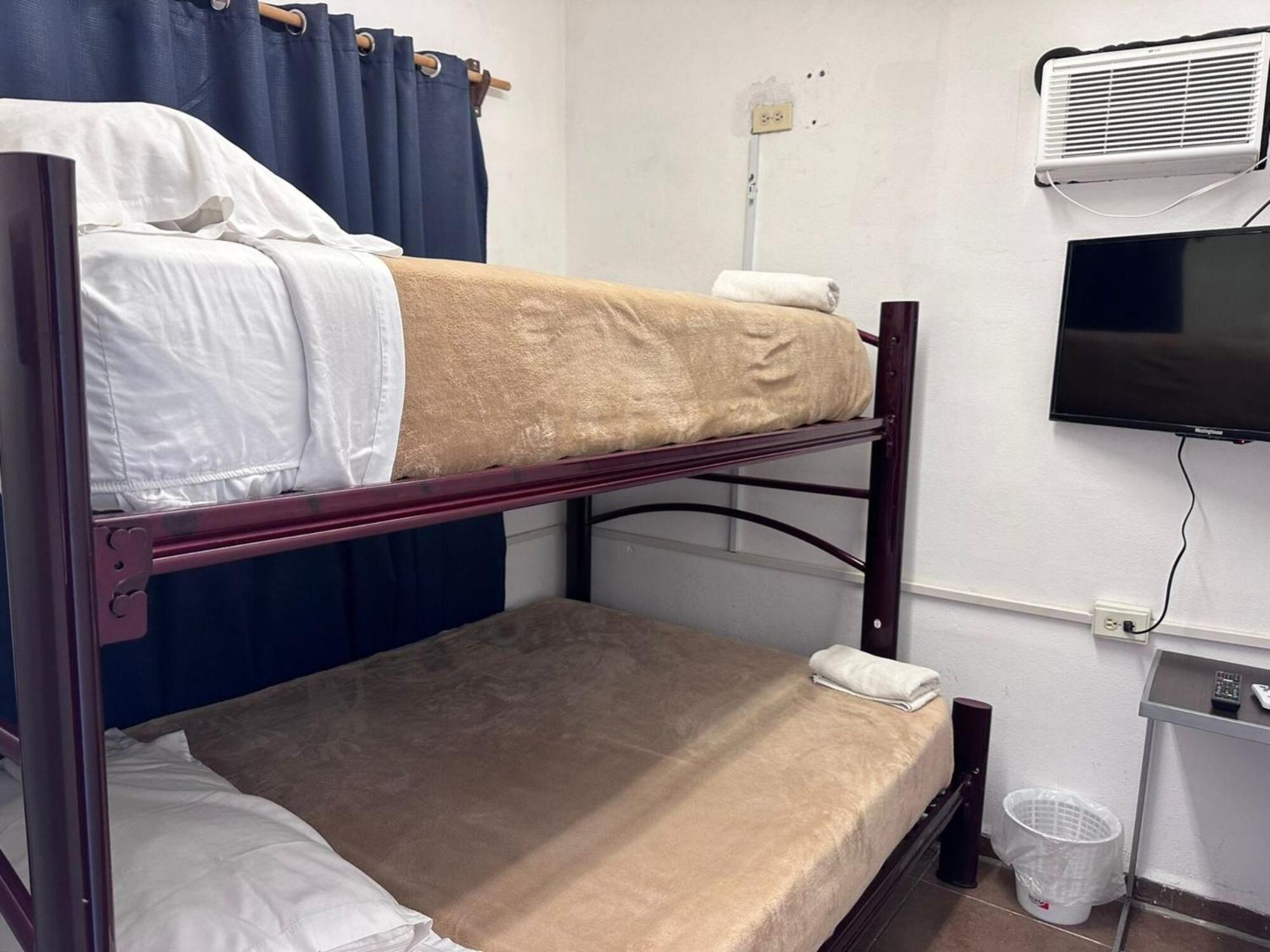 Suites Apodaca Bagian luar foto
